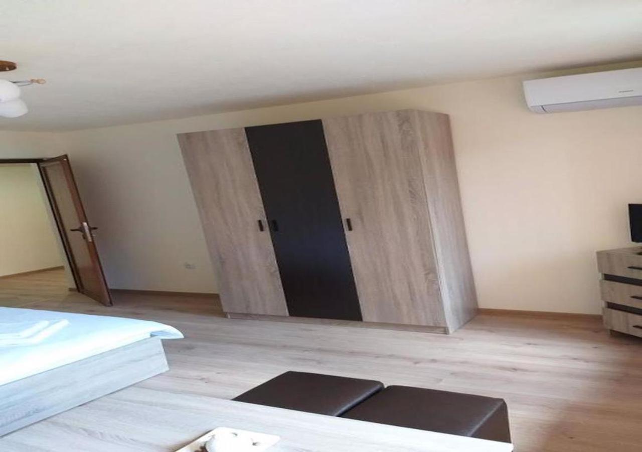 Къща За Гости Демика Sapareva Banya Exterior foto